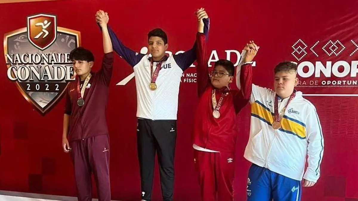 Rafael Ramírez Fernández en la cúspide del podio